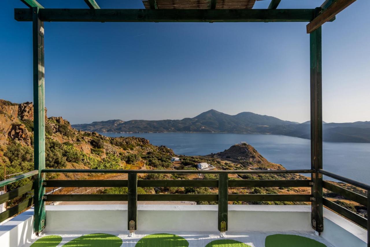 Вілла Melisses Sea View House Plaka  Екстер'єр фото