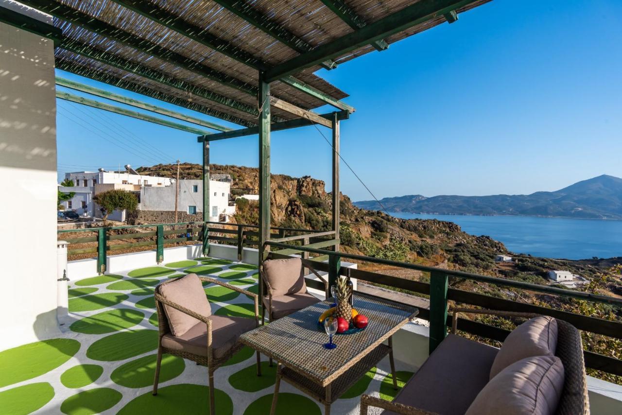 Вілла Melisses Sea View House Plaka  Екстер'єр фото