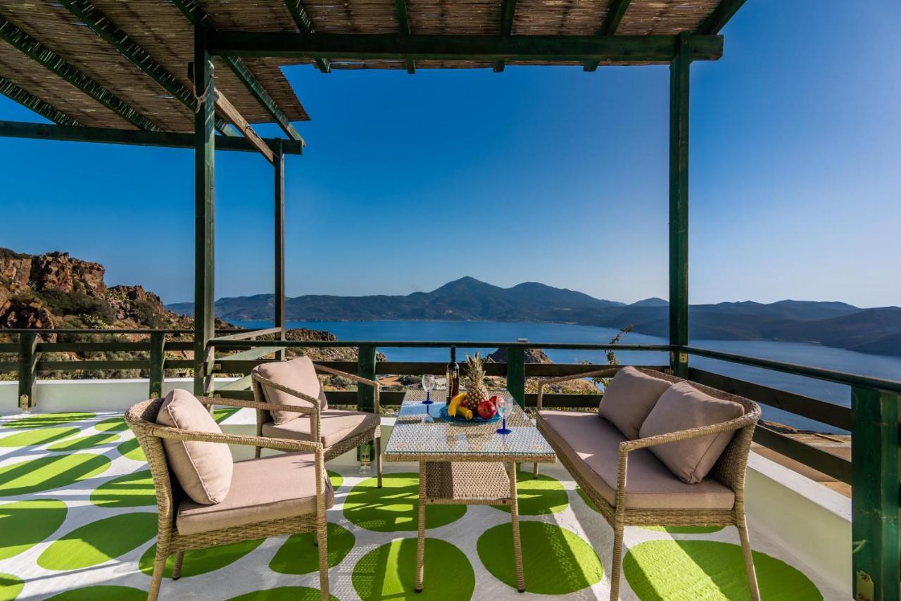 Вілла Melisses Sea View House Plaka  Екстер'єр фото