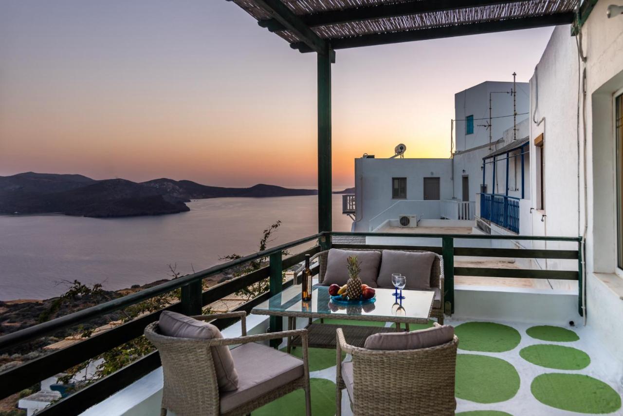 Вілла Melisses Sea View House Plaka  Екстер'єр фото